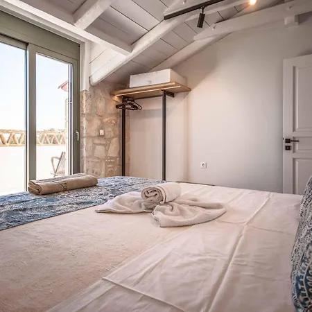 Irini Villa Xirokastellon