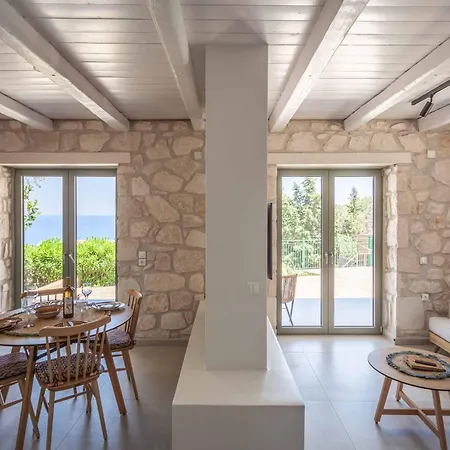 Irini Villa