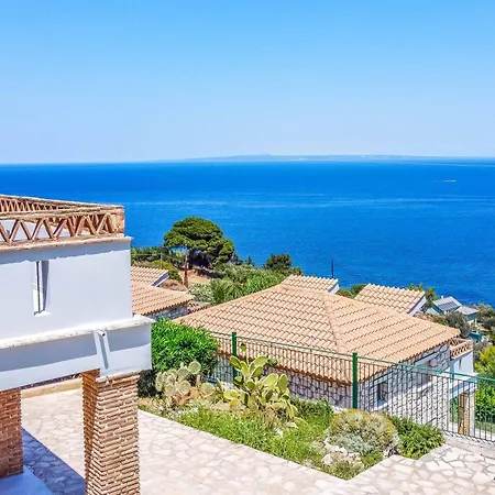 Irini Villa Xirokastellon